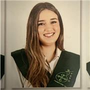 Estudiante universitaria apta para refuerzo de casi todas las asignaturas de la ESO.